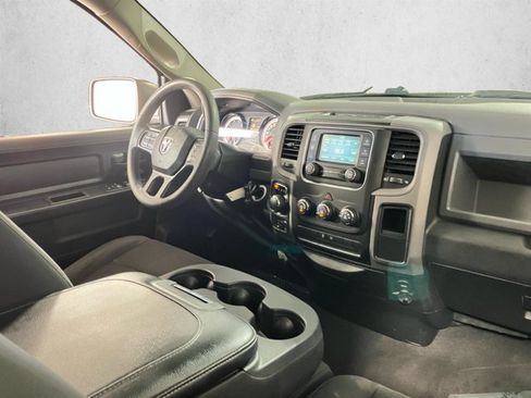 Used 2019 RAM 1500 Express w/ Express Value Package AWD/4WD image 19