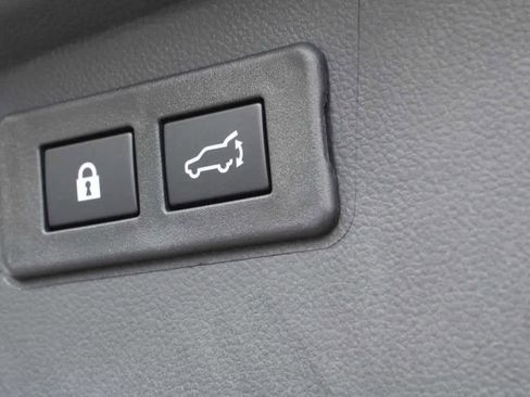 Certified 2025 Subaru Outback Limited image 15