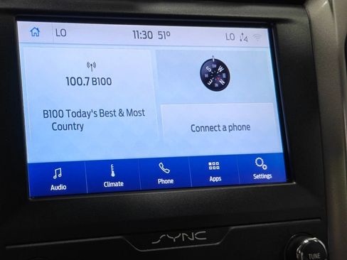 Used 2020 Ford Fusion SE FWD image 31