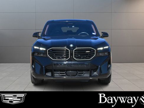 Used 2023 BMW XM Base w/ M Driver's Package image 2