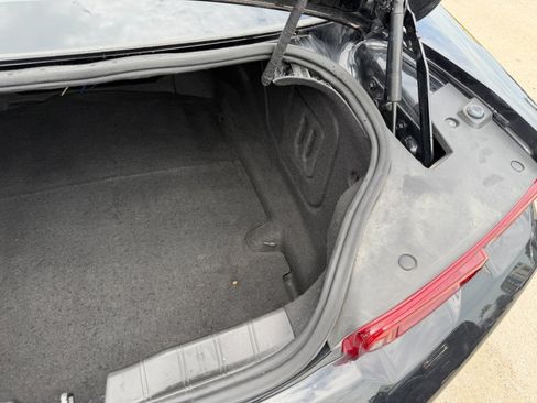 Used 2019 Chevrolet Camaro LT RWD image 5
