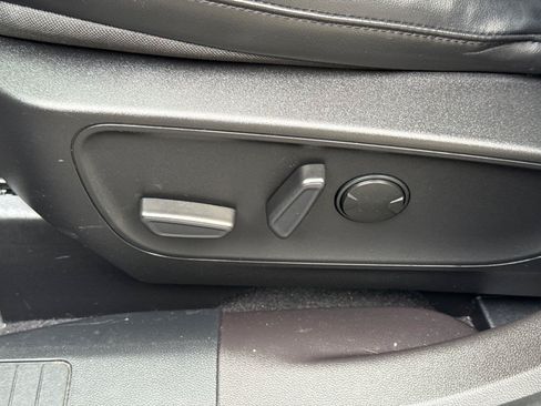 Used 2023 Ford Escape ST-Line w/ Equipment Group 301A FWD image 27