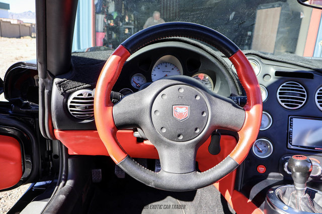 Used 2004 Dodge Viper SRT-10 RWD image 29