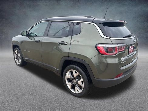 Used 2019 Jeep Compass Limited AWD/4WD image 3
