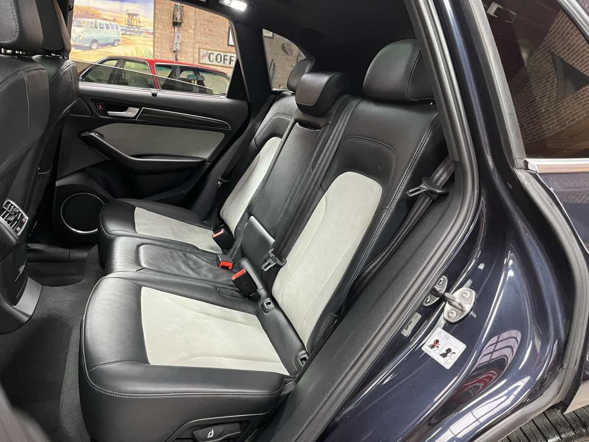 Used 2017 Audi SQ5 Prestige AWD/4WD image 24