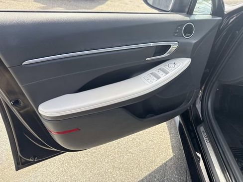 Used 2023 Hyundai Sonata Limited w/ Cargo Package image 19