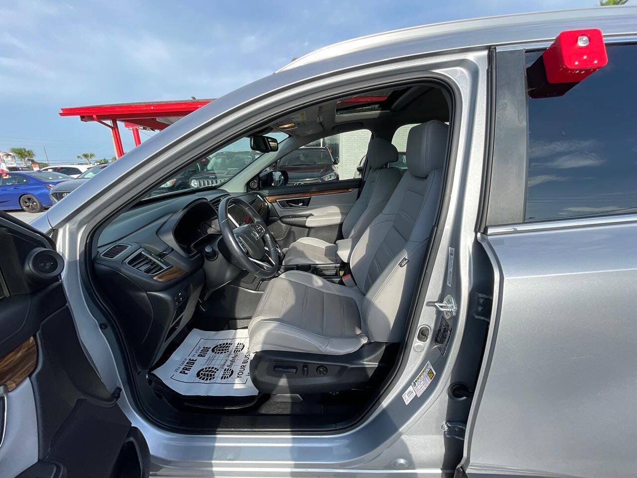 Used 2019 Honda CR-V Touring image 9