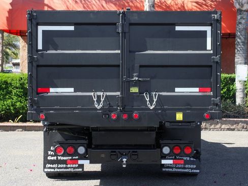 Used 2018 Ford F550 2WD Regular Cab Super Duty image 8