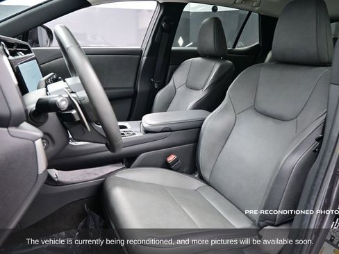 Used 2024 Lexus RZ 300e Premium image 8