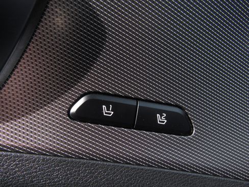 Used 2024 Kia Sportage SX image 26