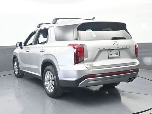 Used 2025 Hyundai Palisade SEL FWD image 4
