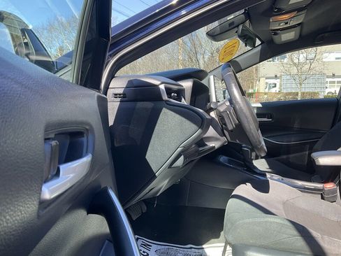 Used 2021 Toyota Corolla SE image 19