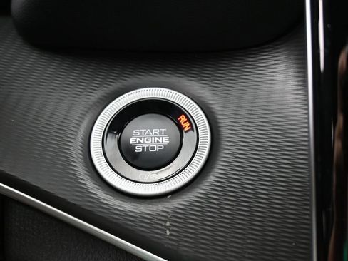 New 2025 Jeep Grand Cherokee Altitude RWD image 26