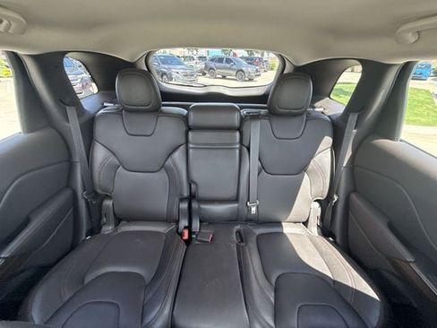 Used 2014 Jeep Cherokee Trailhawk w/ Technology Group AWD/4WD image 22