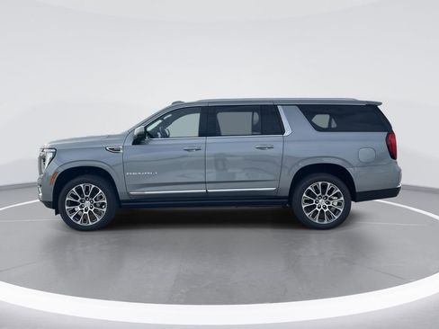 New 2026 GMC Yukon XL Denali w/ Denali Reserve Package AWD/4WD image 6