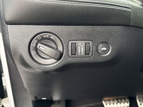 Used 2022 Dodge Challenger SRT Hellcat w/ Plus Package image 20