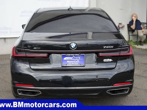Used 2020 BMW 750i xDrive w/ Cold Weather Package AWD/4WD image 6