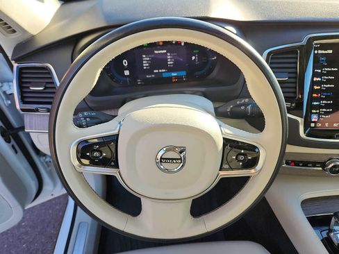 Certified 2023 Volvo XC90 T8 Plus w/ Protection Package Premier image 18