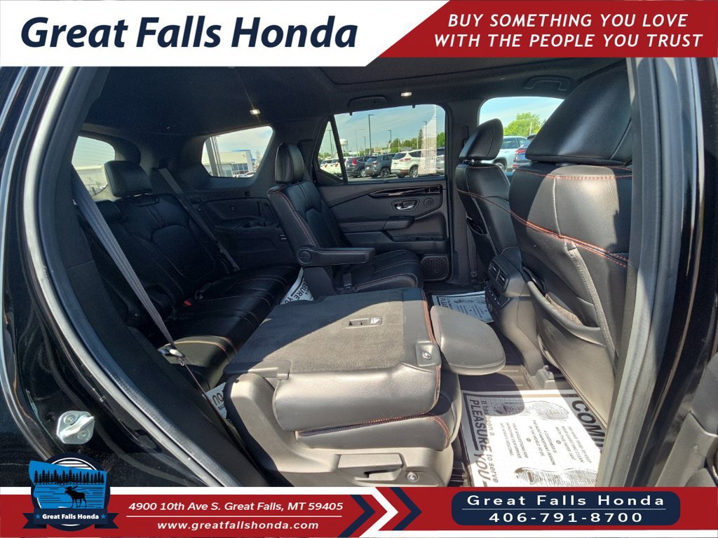 Certified 2025 Honda Pilot TrailSport image 18