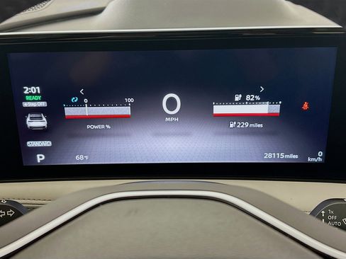 Used 2023 Nissan Ariya FWD image 19