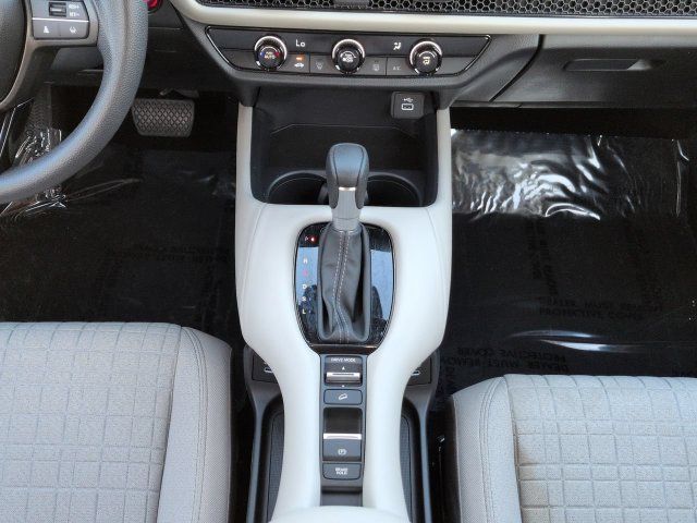 Used 2024 Honda HR-V LX image 19