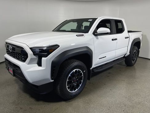 New 2025 Toyota Tacoma TRD Off-Road image 7