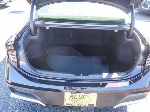 Certified 2025 Hyundai Sonata SE image 36