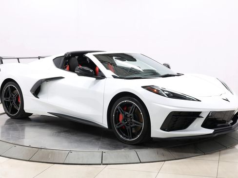 Used 2020 Chevrolet Corvette Stingray Preferred Cpe w/ 2LT Preferred Equipment Group RWD image 96