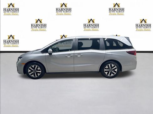 Used 2025 Honda Odyssey EX-L image 8