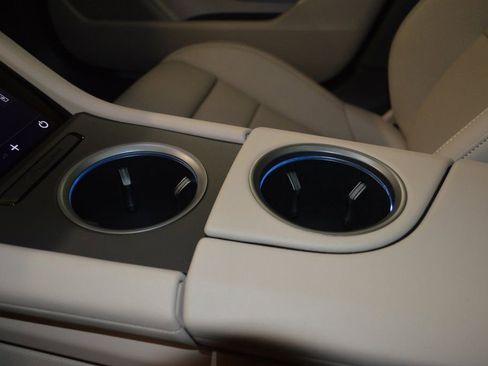 New 2025 Porsche Taycan 4 AWD/4WD image 34