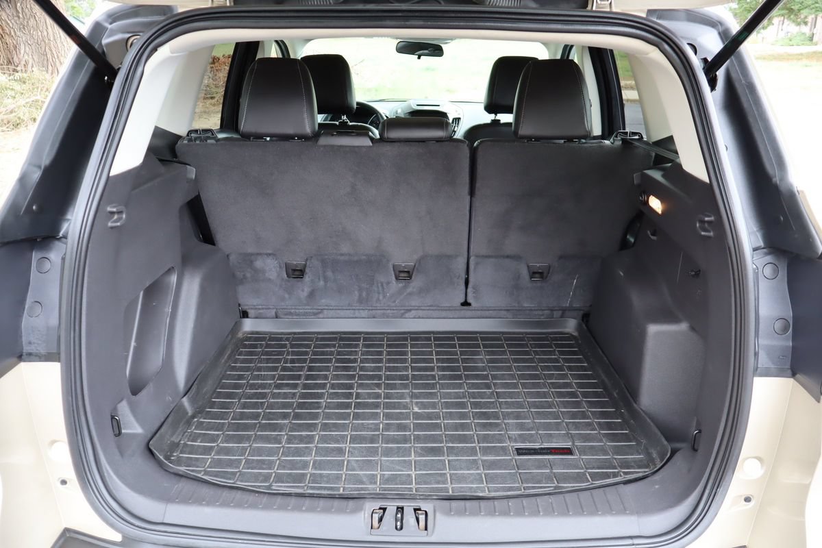 Used 2017 Ford Escape SE w/ SE Leather Comfort Package AWD/4WD image 14