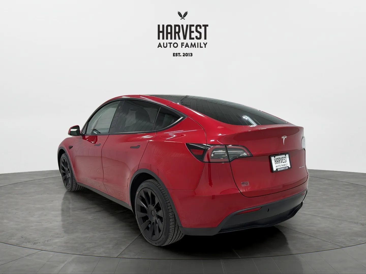 Used 2023 Tesla Model Y Long Range AWD/4WD image 4