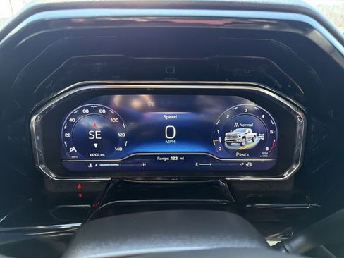 Used 2025 Chevrolet Silverado 3500 LTZ w/ LTZ Convenience Package image 12