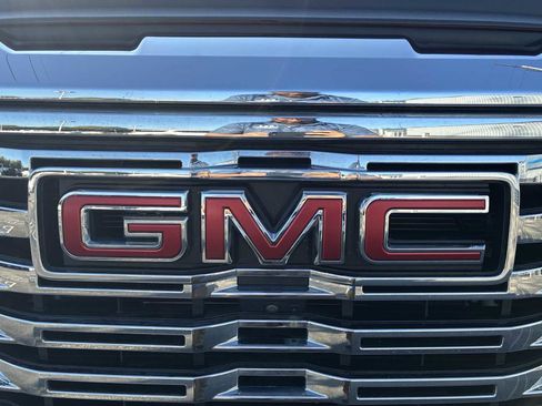 Used 2023 GMC Sierra 1500 Denali image 32