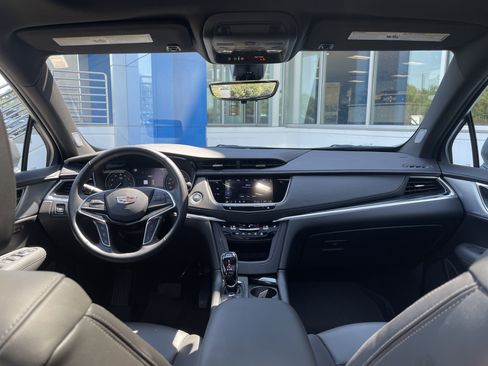 Used 2025 Cadillac XT5 Premium Luxury w/ Technology Package image 23