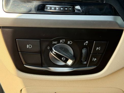Used 2021 BMW X3 xDrive30i AWD/4WD image 23