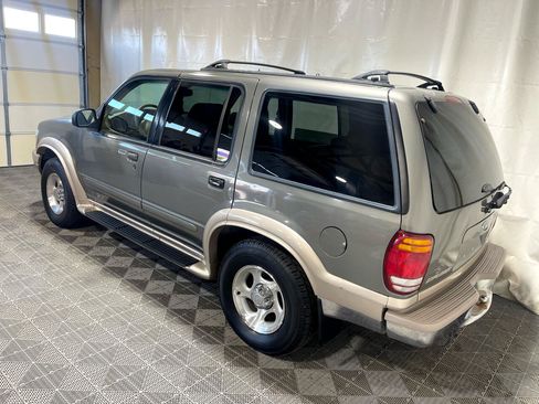 Used 2000 Ford Explorer Eddie Bauer image 4