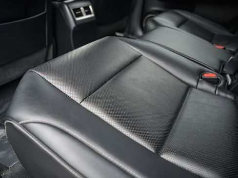 Used 2021 Lexus RX 350L FWD w/ Premium Package image 35