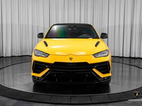 Used 2024 Lamborghini Urus S image 5