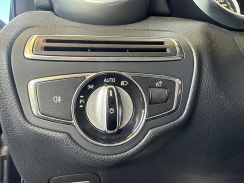 Used 2015 Mercedes-Benz C 300 4MATIC Sedan image 16