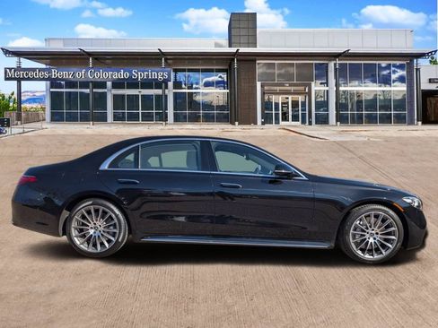 Used 2026 Mercedes-Benz S 580 4MATIC Sedan image 4
