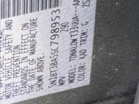 Used 2025 Nissan Rogue SV FWD image 22