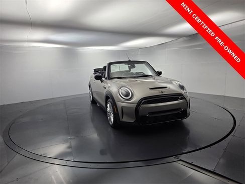 Used 2022 MINI Cooper S image 3