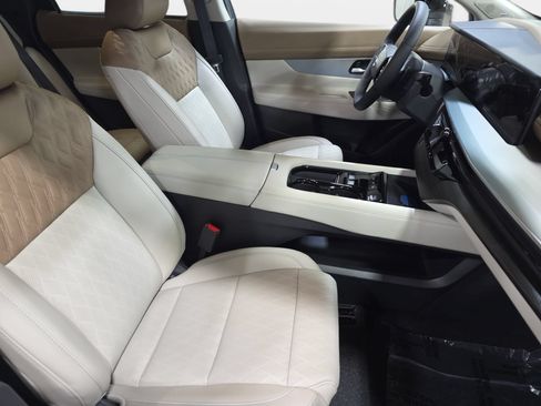 New 2026 Nissan Murano Platinum w/ Cargo Package AWD/4WD image 10