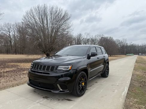 Used 2021 Jeep Grand Cherokee Trackhawk AWD/4WD image 37