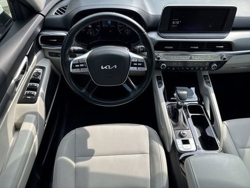 Used 2022 Kia Telluride S FWD image 14