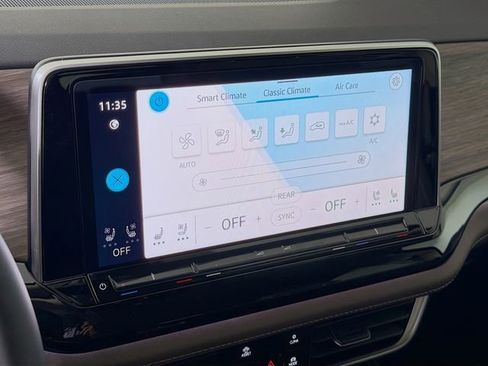 New 2026 Volkswagen Atlas SEL AWD/4WD image 18