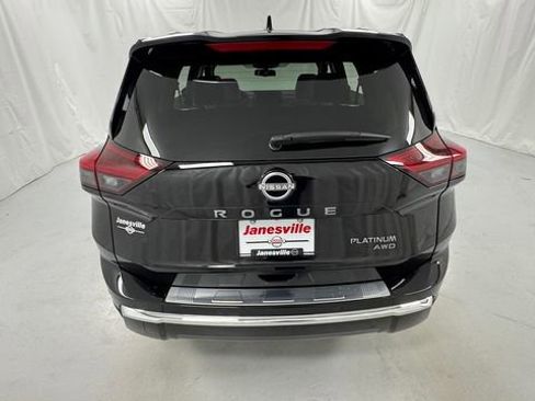 Certified 2026 Nissan Rogue Platinum w/ Platinum Premium Package AWD/4WD image 4