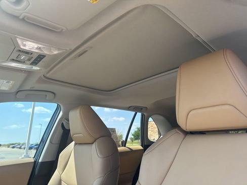 Used 2025 Toyota RAV4 XLE Premium image 11