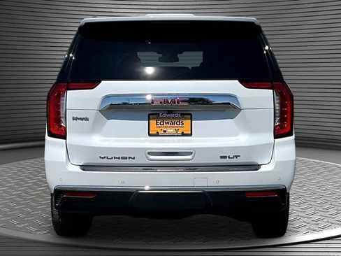 Used 2023 GMC Yukon SLT w/ SLT Premium Package AWD/4WD image 5